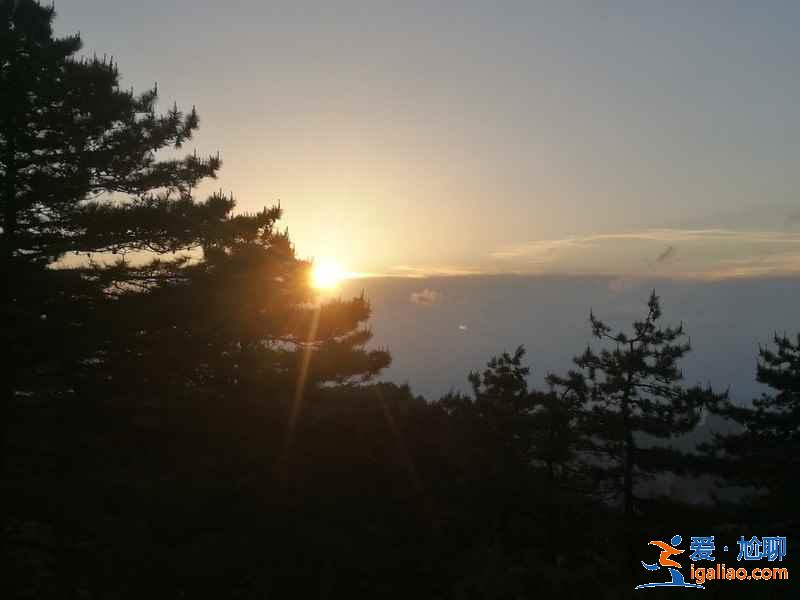 黄山不同景色最佳观赏时间（日出、日落、云海、雪景）？