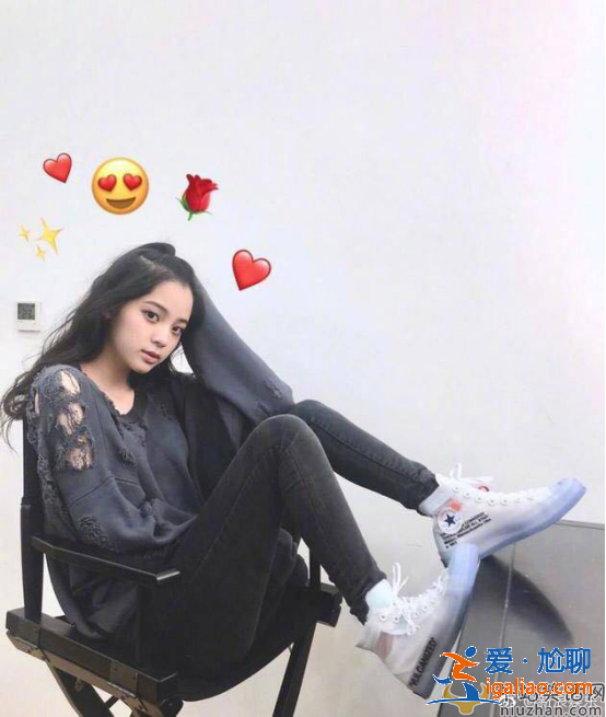 一家都靠欧阳娜娜养？其父欧阳龙否认