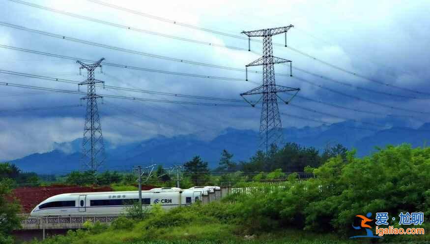 最美高铁开通，沿途风景如画（组图）？
