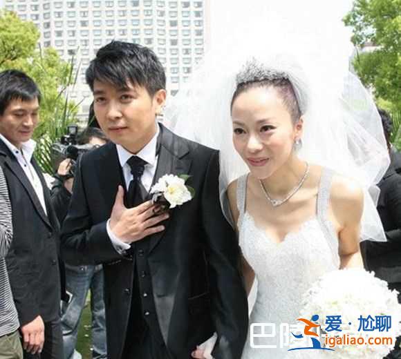 保剑锋老婆出生年月日 何珈好比保剑锋大几岁？