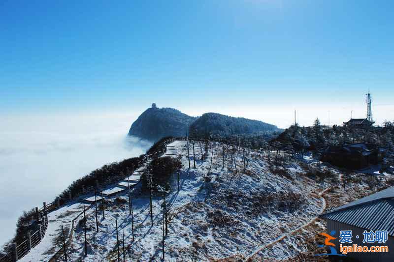 去峨眉山要注意什么，去峨眉山带什么？