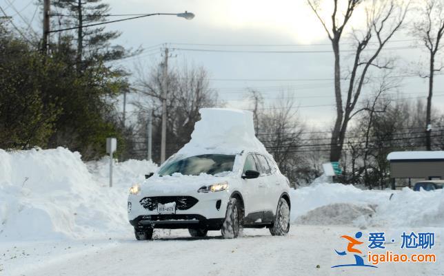 美国多地出现严寒和暴风雪天气 已导致全美超过150万户家庭和企业停电？