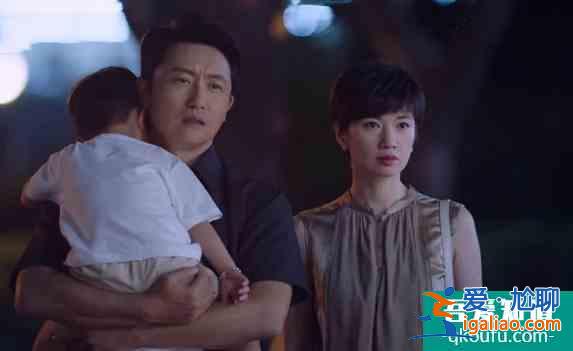 《以家人之名》贺子秋实现多年心愿，翻身做主人，对着妹夫摆谱？