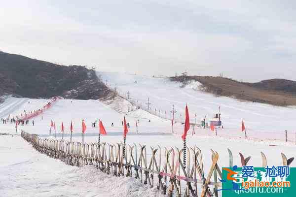 2021年盘山滑雪场门票多少钱 滑雪场用具租赁价格？