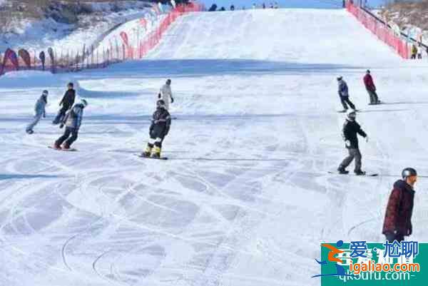 2021成都周边哪里可以滑雪 哪里滑雪好玩？