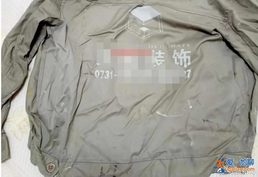 戴纸帽是油漆工习惯 服装和孝衣完全不同？