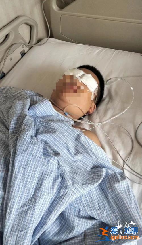 河北一女子称弟弟遭班主任殴打致眼睛失明 当地教体局已派工作组处理？